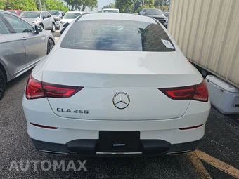 2022 Mercedes-Benz CLA 250 - miniatura 5