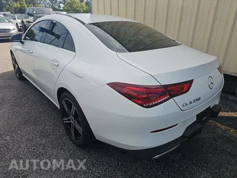 2022 Mercedes-Benz CLA 250 - miniatura 6