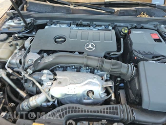 2022 Mercedes-Benz CLA 250 - miniatura 15
