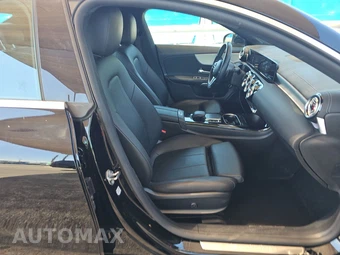 2022 Mercedes-Benz CLA 250 - miniatura 8