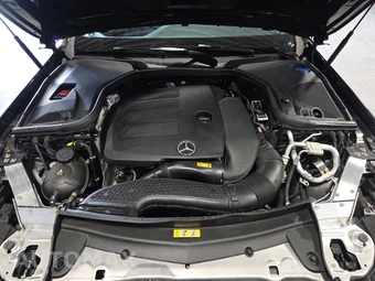 2022 Mercedes-Benz E 350 4MATIC Sedan - miniatura 15