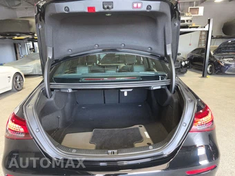 2022 Mercedes-Benz E 350 4MATIC Sedan - miniatura 16