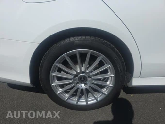 2022 Mercedes-Benz E 350 4MATIC Sedan – miniatura 10