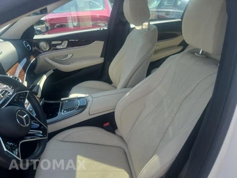 2022 Mercedes-Benz E 350 4MATIC Sedan – miniatura 13