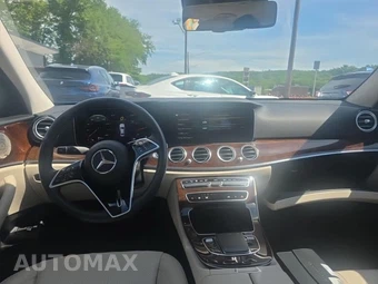 2022 Mercedes-Benz E 350 4MATIC Sedan – miniatura 14