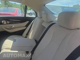 2022 Mercedes-Benz E 350 4MATIC Sedan – miniatura 16