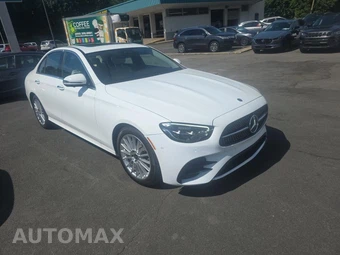 2022 Mercedes-Benz E 350 4MATIC Sedan – miniatura 3