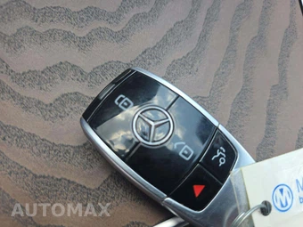 2022 Mercedes-Benz E 350 Sedan - miniatura 5