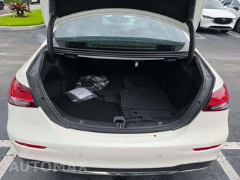 2022 Mercedes-Benz E 350 Sedan – miniatura 14