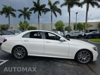 2022 Mercedes-Benz E 350 Sedan – miniatura 4