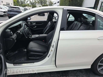 2022 Mercedes-Benz E 350 Sedan – miniatura 6
