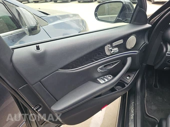 2022 Mercedes-Benz E 350 Sedan – miniatura 9