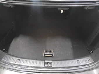 2022 Mercedes-Benz E 350 Sedan – miniatura 16