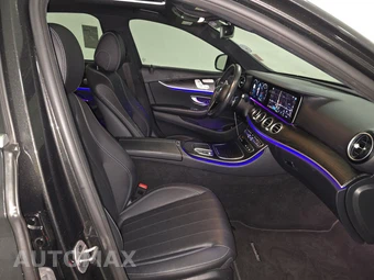 2022 Mercedes-Benz E 350 Sedan – miniatura 8