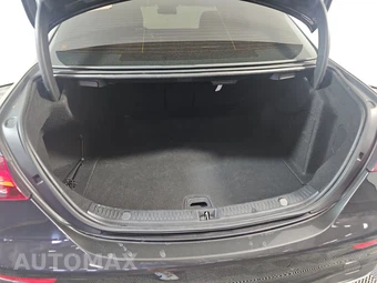 2022 Mercedes-Benz E 350 Sedan - miniatura 16