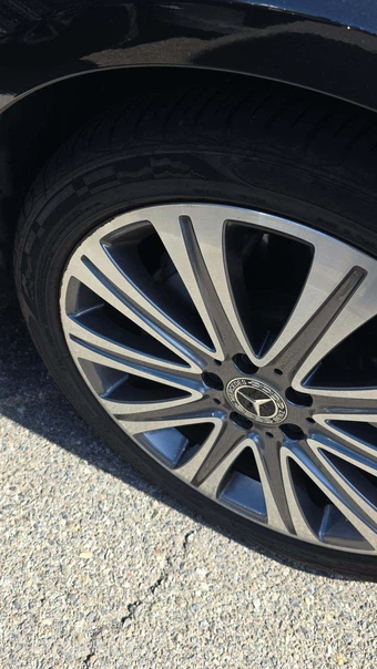 2022 Mercedes-Benz E 350 Sedan - miniatura 22