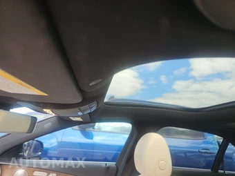 2022 Mercedes-Benz E 350 Sedan - miniatura 18