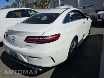 2022 Mercedes-Benz E 450 4MATIC Coupe - miniatura 3