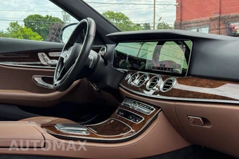 2022 Mercedes-Benz E 450 4MATIC Sedan - miniatura 12