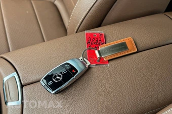 2022 Mercedes-Benz E 450 4MATIC Sedan - miniatura 37