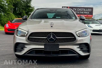 2022 Mercedes-Benz E 450 4MATIC Sedan - miniatura 8