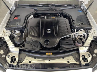 2022 Mercedes-Benz E 450 All-Terrain Wagon - miniatura 19