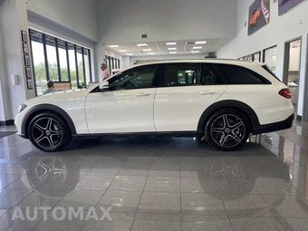 2022 Mercedes-Benz E 450 All-Terrain Wagon - miniatura 2