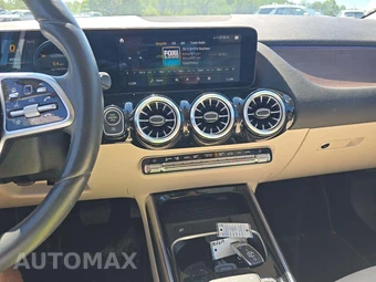 2022 Mercedes-Benz GLA 250 4MATIC – miniatura 7