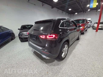2022 Mercedes-Benz GLA 250 4MATIC – miniatura 3