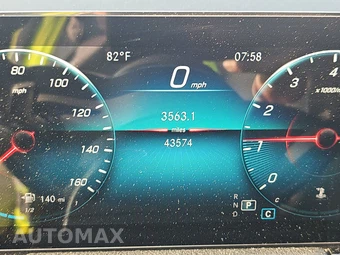 2022 Mercedes-Benz GLA 250 4MATIC – miniatura 12