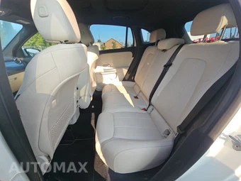 2022 Mercedes-Benz GLA 250 4MATIC – miniatura 13