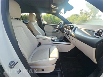2022 Mercedes-Benz GLA 250 4MATIC – miniatura 8
