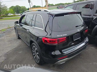 2022 Mercedes-Benz GLB 250 4MATIC - miniatura 2