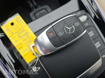 2022 Mercedes-Benz GLB 250 4MATIC - miniatura 8