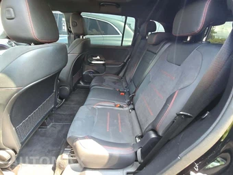 2022 Mercedes-Benz GLB 250 4MATIC - miniatura 13