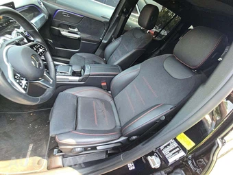 2022 Mercedes-Benz GLB 250 4MATIC - miniatura 6