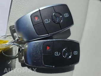 2022 Mercedes-Benz GLB 250 4MATIC - miniatura 8