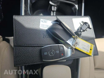 2022 Mercedes-Benz GLB 250 - miniatura 5