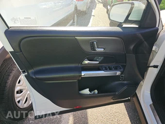 2022 Mercedes-Benz GLB 250 - miniatura 9