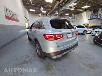2022 Mercedes-Benz GLC 300 4MATIC - miniatura 2