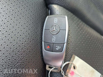 2022 Mercedes-Benz GLC 300 4MATIC - miniatura 8
