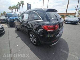2022 Mercedes-Benz GLC 300 4MATIC - miniatura 2