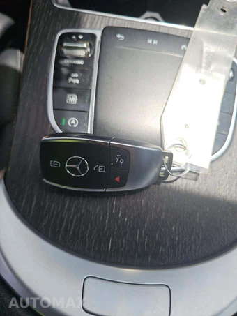 2022 Mercedes-Benz GLC 300 4MATIC - miniatura 7