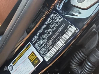2022 Mercedes-Benz GLC 300 4MATIC - miniatura 17