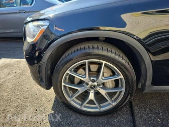 2022 Mercedes-Benz GLC 300 4MATIC - miniatura 8