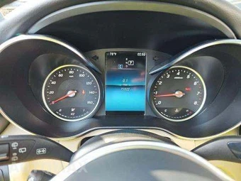 2022 Mercedes-Benz GLC 300 4MATIC - miniatura 9