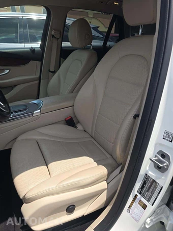 2022 Mercedes-Benz GLC 300 4MATIC - miniatura 6