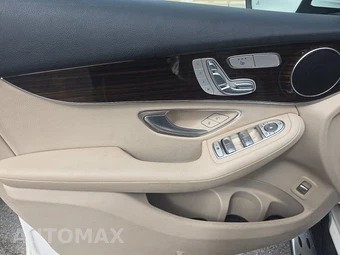 2022 Mercedes-Benz GLC 300 4MATIC - miniatura 9