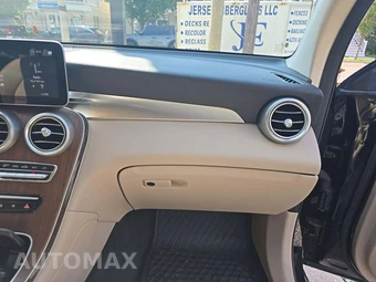 2022 Mercedes-Benz GLC 300 4MATIC – miniatura 19