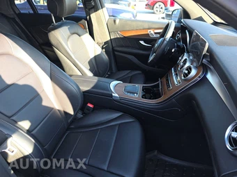 2022 Mercedes-Benz GLC 300 4MATIC - miniatura 8